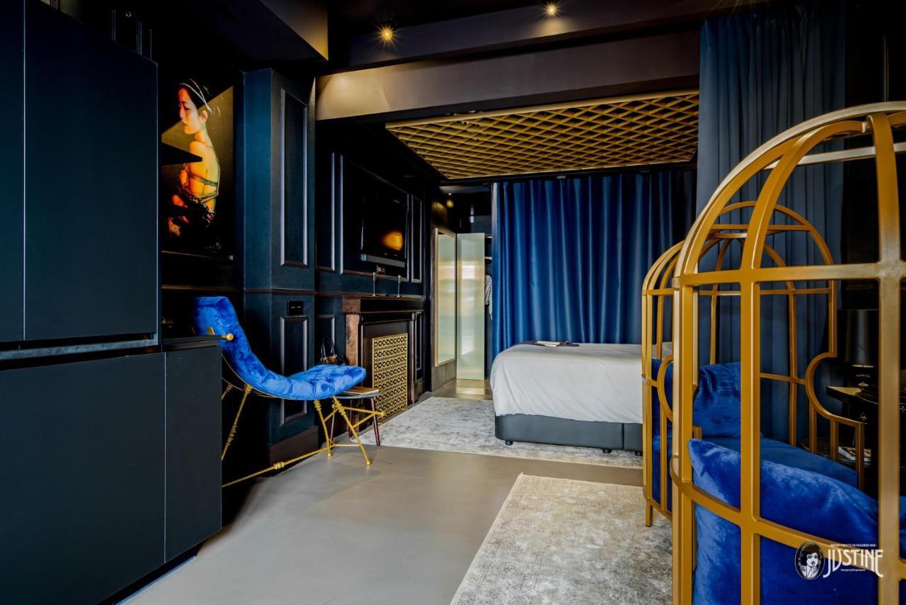 Suite Shibari By Justine Apartments Sobria Elegante Y Pecaminosa Apartamento Turistico En Madrid Rio Екстериор снимка