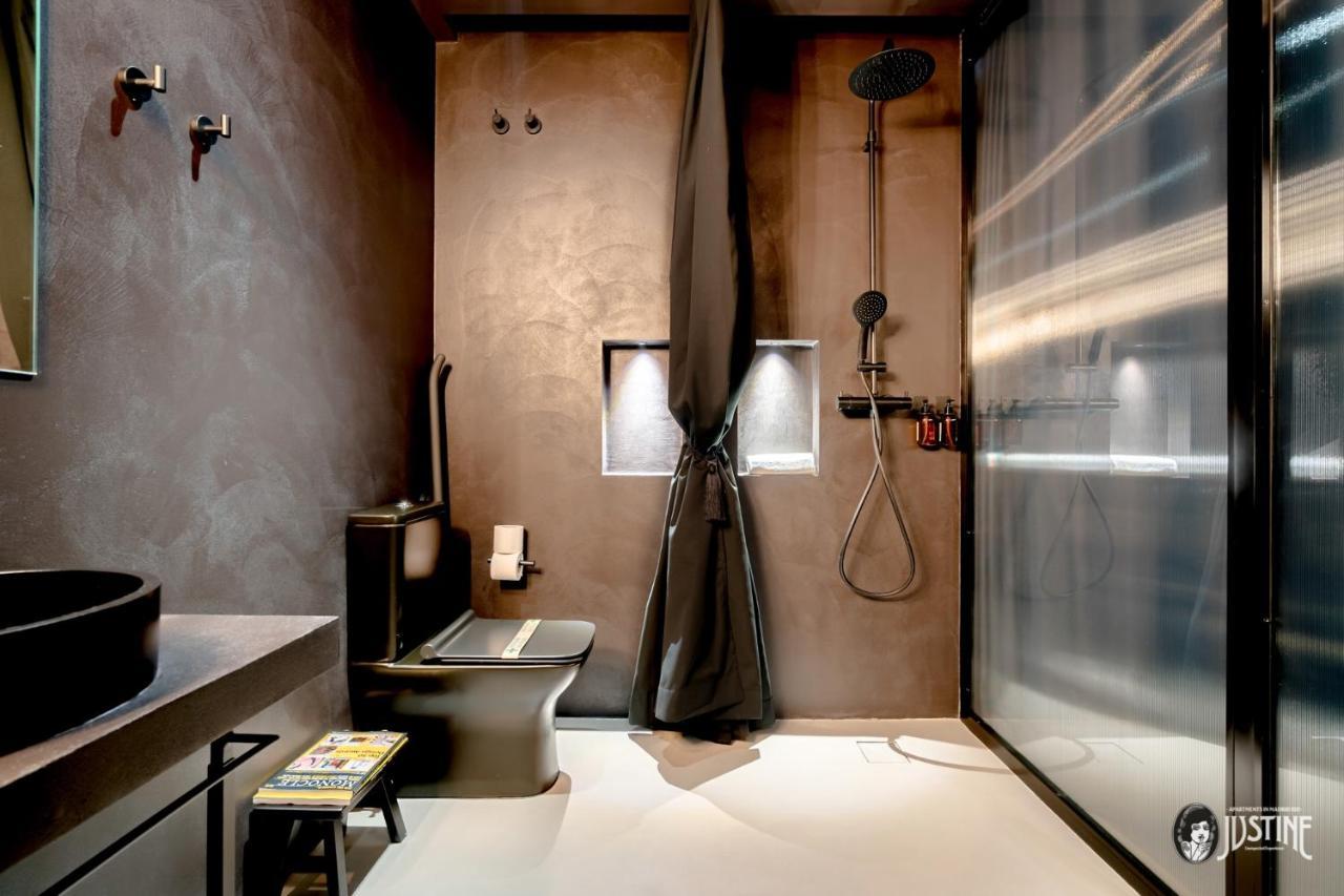 Suite Shibari By Justine Apartments Sobria Elegante Y Pecaminosa Apartamento Turistico En Madrid Rio Екстериор снимка